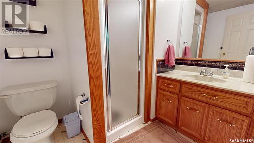 302 2Nd Avenue E, Blaine Lake, SK - Indoor Photo Showing Bathroom