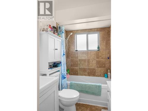 1124 Tweedsmuir Street, Kitimat, BC - Indoor Photo Showing Bathroom