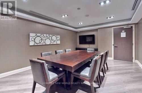 #303 -85 North Park Rd, Vaughan, ON - Indoor Photo Showing Dining Room