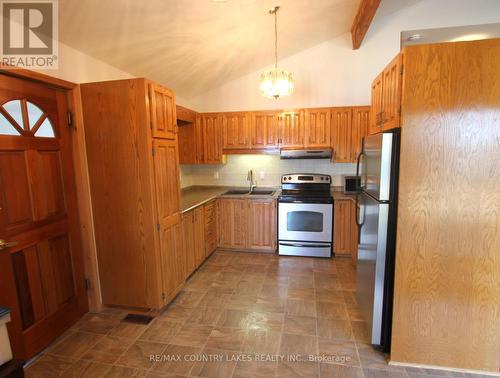 80-82 Antiquary Rd, Kawartha Lakes, ON - Indoor Photo Showing Kitchen With Double Sink