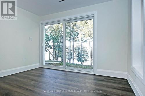 308 Indian Point Road, Kawartha Lakes, ON - Indoor Photo Showing Other Room
