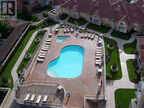 1128 Sunset Drive Unit# 1106, Kelowna, BC - Outdoor With In Ground Pool
