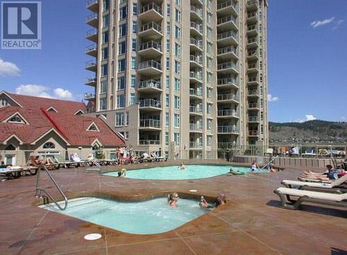 1128 Sunset Drive Unit# 1106, Kelowna, BC - Outdoor With Facade
