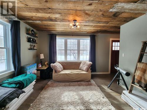 148 Grenfell Beach, Crooked Lake, SK - Indoor Photo Showing Living Room