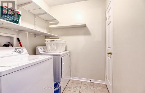 52 Gowland Drive, Hamilton, ON - Indoor Photo Showing Laundry Room