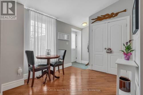 301 - 79 King Street W, Cobourg, ON - Indoor Photo Showing Dining Room