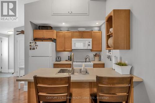 301 - 79 King Street W, Cobourg, ON - Indoor Photo Showing Kitchen