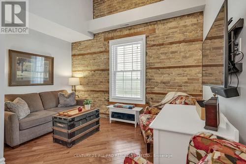 301 - 79 King Street W, Cobourg, ON - Indoor Photo Showing Living Room