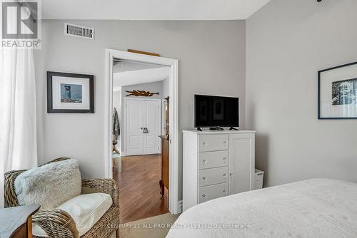 301 - 79 King Street W, Cobourg, ON - Indoor Photo Showing Bedroom