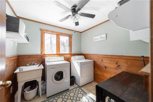 19 Catalina Lane, Silver Harbour, MB - Indoor Photo Showing Laundry Room