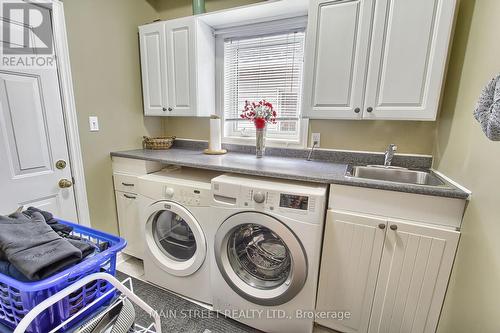 9 Silverstone Cres, Georgina, ON - Indoor Photo Showing Laundry Room