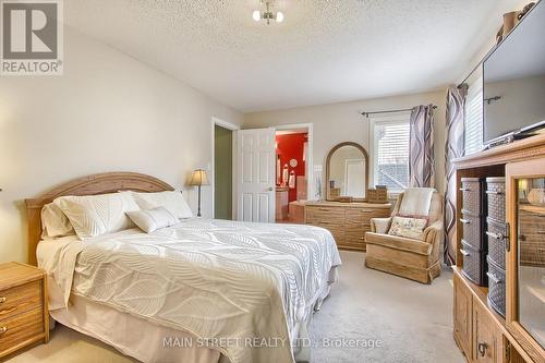9 Silverstone Crescent, Georgina, ON - Indoor Photo Showing Bedroom