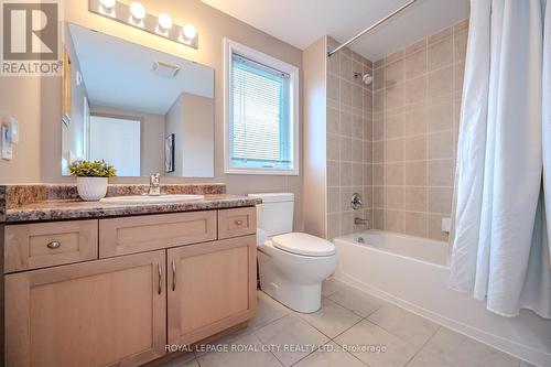 36 - 20 Shackleton Drive N, Guelph, ON - Indoor Photo Showing Bathroom