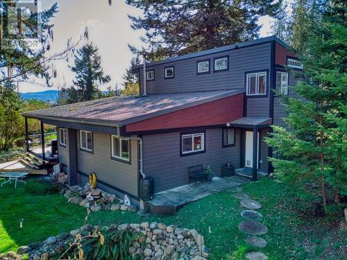 2060 Black Point Road, Powell River, BC - Outdoor