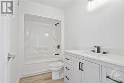 Main level bath room - 