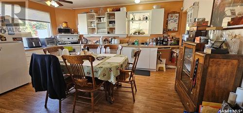 312 Brownlee Street, Herbert, SK - Indoor Photo Showing Dining Room