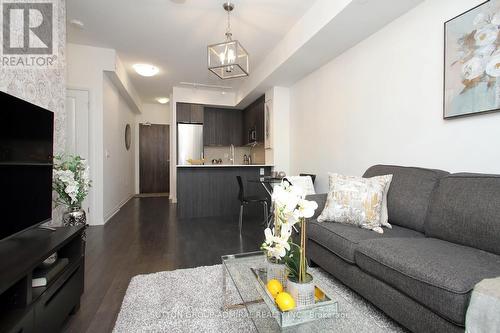 #428 -99 Eagle Rock Way, Vaughan, ON - Indoor Photo Showing Other Room