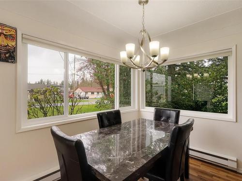 2119 Bakerview Pl, North Saanich, BC - Indoor Photo Showing Dining Room