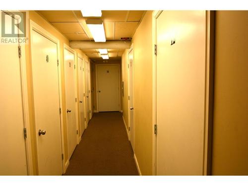 214-1390 Hillside Drive, Kamloops, BC - Indoor Photo Showing Other Room