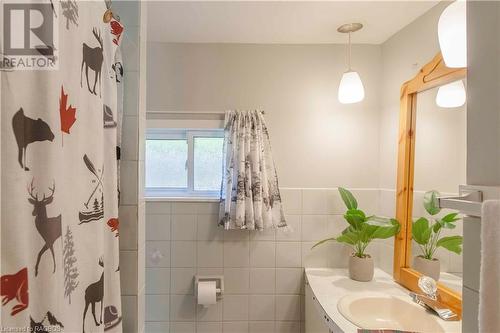 46 Allister Place, Sauble Beach, ON - Indoor Photo Showing Bathroom