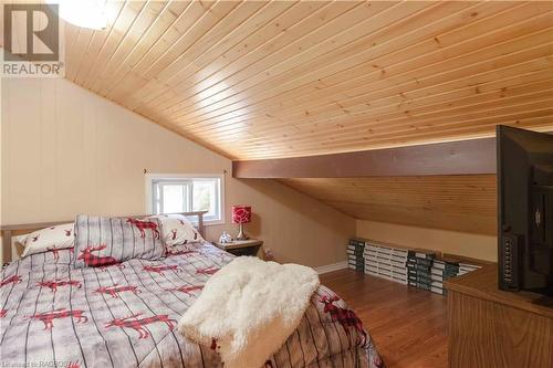 46 Allister Place, Sauble Beach, ON - Indoor Photo Showing Bedroom
