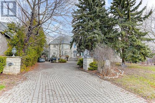 206 Arnold Ave, Vaughan, ON - Outdoor