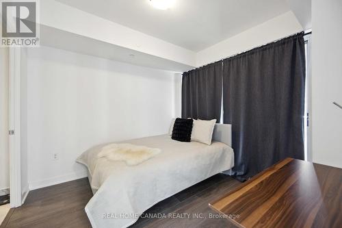 3609 - 99 Broadway Avenue, Toronto, ON - Indoor Photo Showing Bedroom