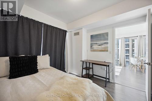 3609 - 99 Broadway Avenue, Toronto, ON - Indoor Photo Showing Bedroom