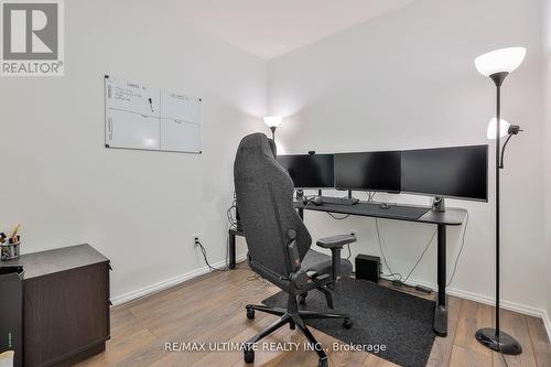 4715 - 45 Charles Street E, Toronto, ON - Indoor Photo Showing Office