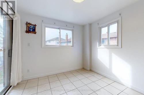 146 Grenbeck Dr, Toronto, ON - Indoor Photo Showing Other Room