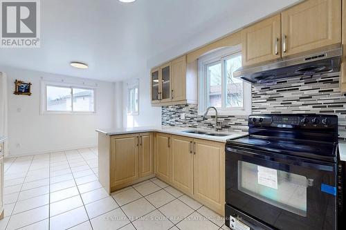 146 Grenbeck Dr, Toronto, ON - Indoor Photo Showing Kitchen With Double Sink