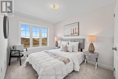 653 Pollock Grove, Smith-Ennismore-Lakefield, ON - Indoor Photo Showing Bedroom