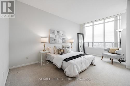#Ph202 -8 Hillcrest Ave, Toronto, ON - Indoor Photo Showing Bedroom