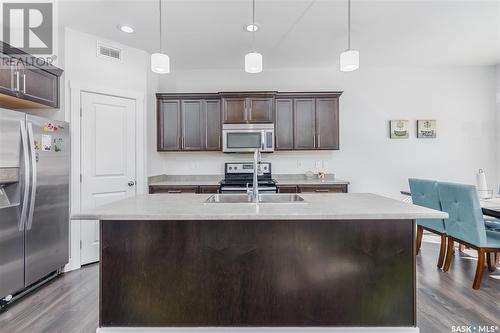 363 Childers Crescent, Saskatoon, SK - Indoor Photo Showing Kitchen With Stainless Steel Kitchen With Upgraded Kitchen