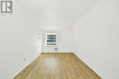 5438 Front St, Hamilton Township, ON - Indoor Photo Showing Other Room