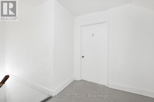 5438 Front Street, Hamilton Township, ON - Indoor Photo Showing Other Room