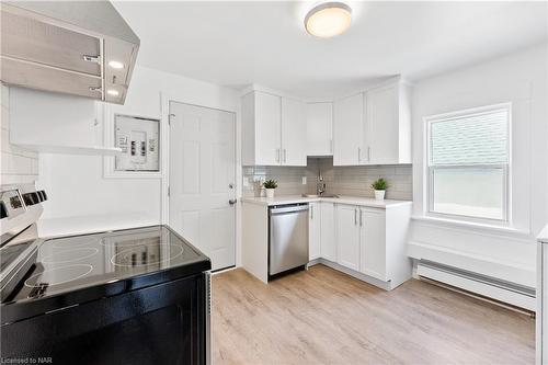 55 Pine Street S|Unit #2, Thorold, ON - Indoor Photo Showing Kitchen