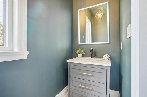 269 Martin Street, Milton, ON - Indoor Photo Showing Bathroom