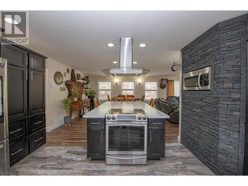 14 Saddleback Road, Lumby, BC - Indoor Photo Showing Kitchen