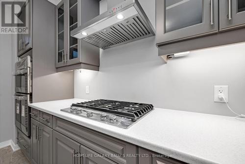308 Crossway Terr, Ottawa, ON - Indoor Photo Showing Kitchen