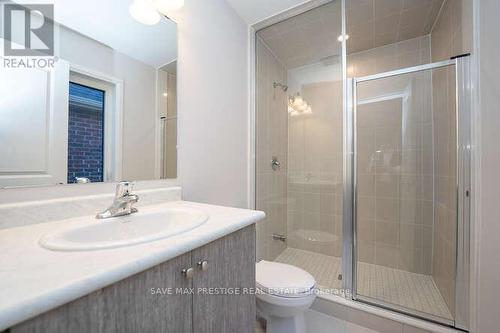 445 Robert Woolner Street, North Dumfries, ON - Indoor Photo Showing Bathroom