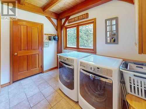 3749+Lot A Highway 101, Powell River, BC - Indoor Photo Showing Laundry Room