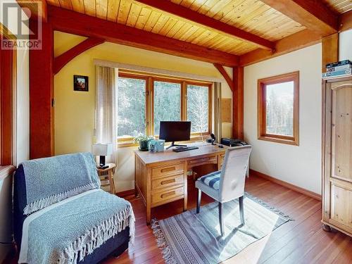 3749+Lot A Highway 101, Powell River, BC - Indoor Photo Showing Office