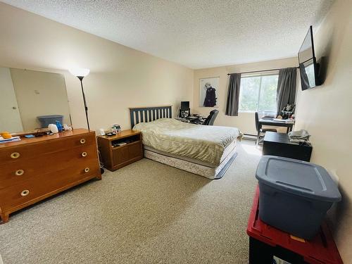 9644 134 Street, Surrey, BC - Indoor Photo Showing Bedroom