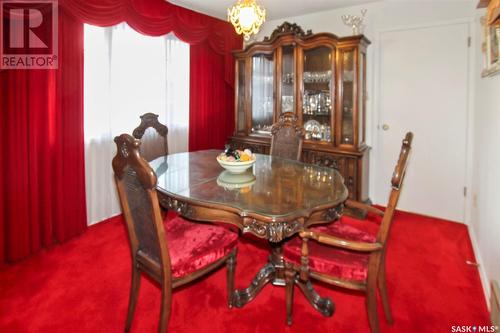 1941 Hillcrest Place, Swift Current, SK - Indoor Photo Showing Dining Room