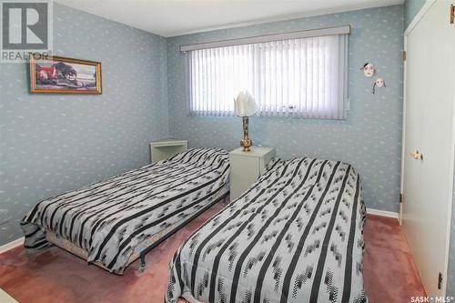 1941 Hillcrest Place, Swift Current, SK - Indoor Photo Showing Bedroom