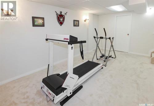 1941 Hillcrest Place, Swift Current, SK - Indoor Photo Showing Gym Room