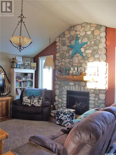 Noble Acreage, Happyland Rm No. 231, SK - Indoor Photo Showing Living Room With Fireplace