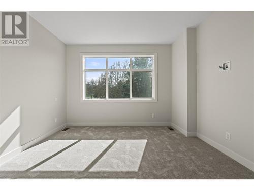 115 Wyndham Crescent Unit# 19, Kelowna, BC - Indoor Photo Showing Other Room