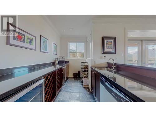 4215 Pebble Beach Drive, Osoyoos, BC - Indoor Photo Showing Kitchen